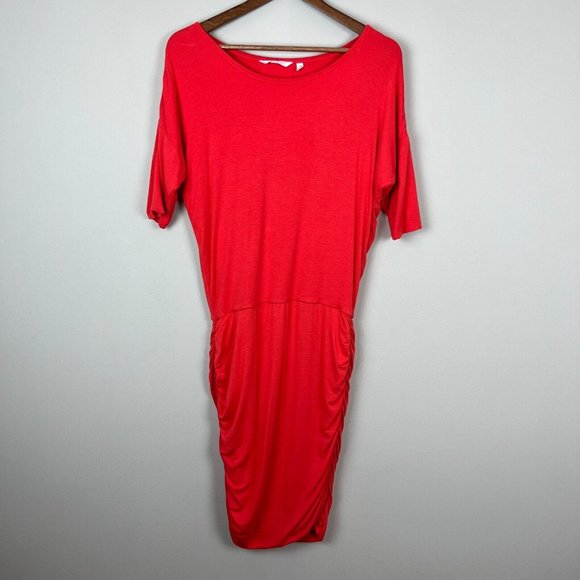 Athleta Dress Small Coral Solstice Modal Ruched Stretch‎ Half Sleeve Knee Length - Picture 1 of 12